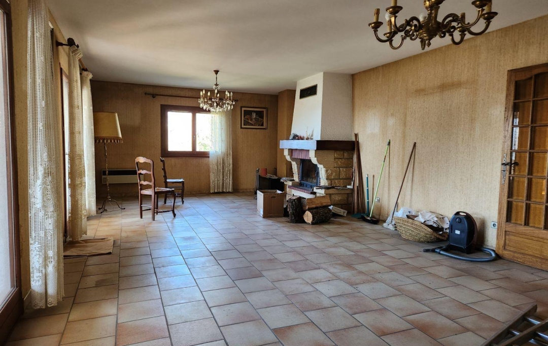 HCI IMMOBILIER : Maison / Villa | ROQUEVAIRE (13360) | 225 m2 | 620 000 € 