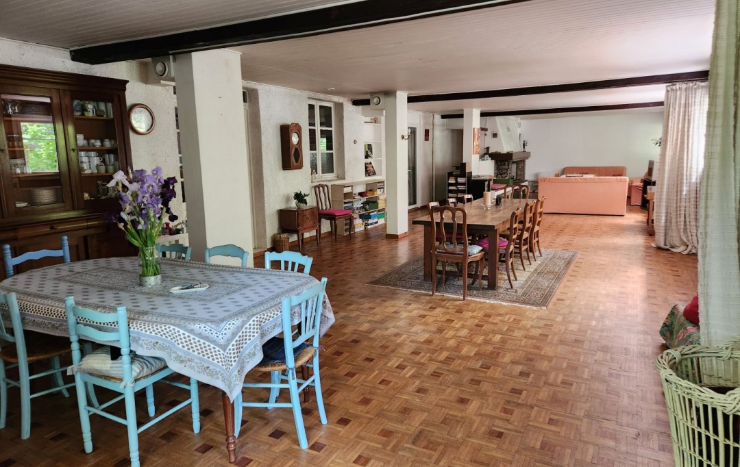 HCI IMMOBILIER : Immeuble | PLAN-D'AUPS-SAINTE-BAUME (83640) | 474 m2 | 423 000 € 