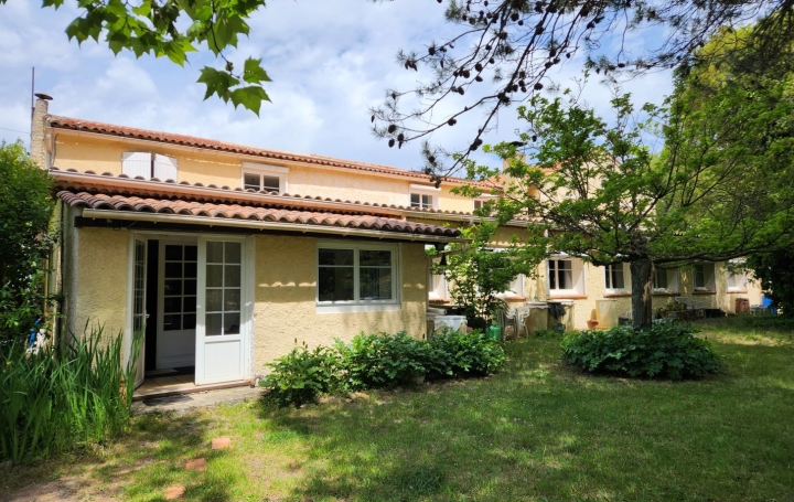 Immeuble PLAN-D'AUPS-SAINTE-BAUME 474 m2 423 000 € Immeuble PLAN-D'AUPS-SAINTE-BAUME 474 m2 423 000 €